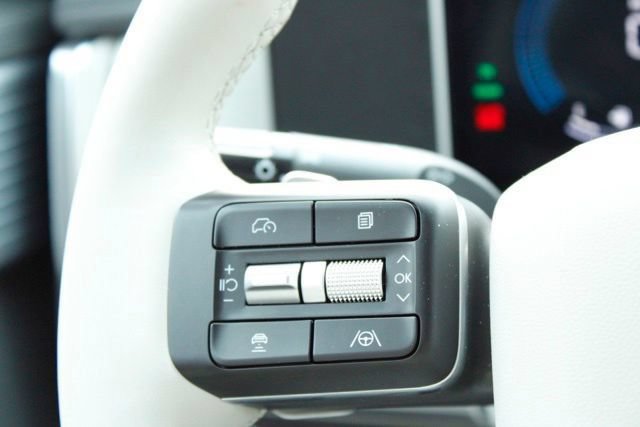 Certified 2026 Hyundai Santa Fe SEL FWD image 17