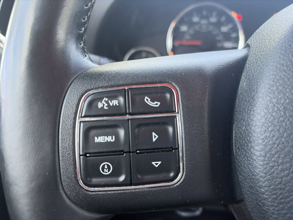 Used 2012 Jeep Wrangler Unlimited Rubicon w/ Connectivity Group AWD/4WD image 21