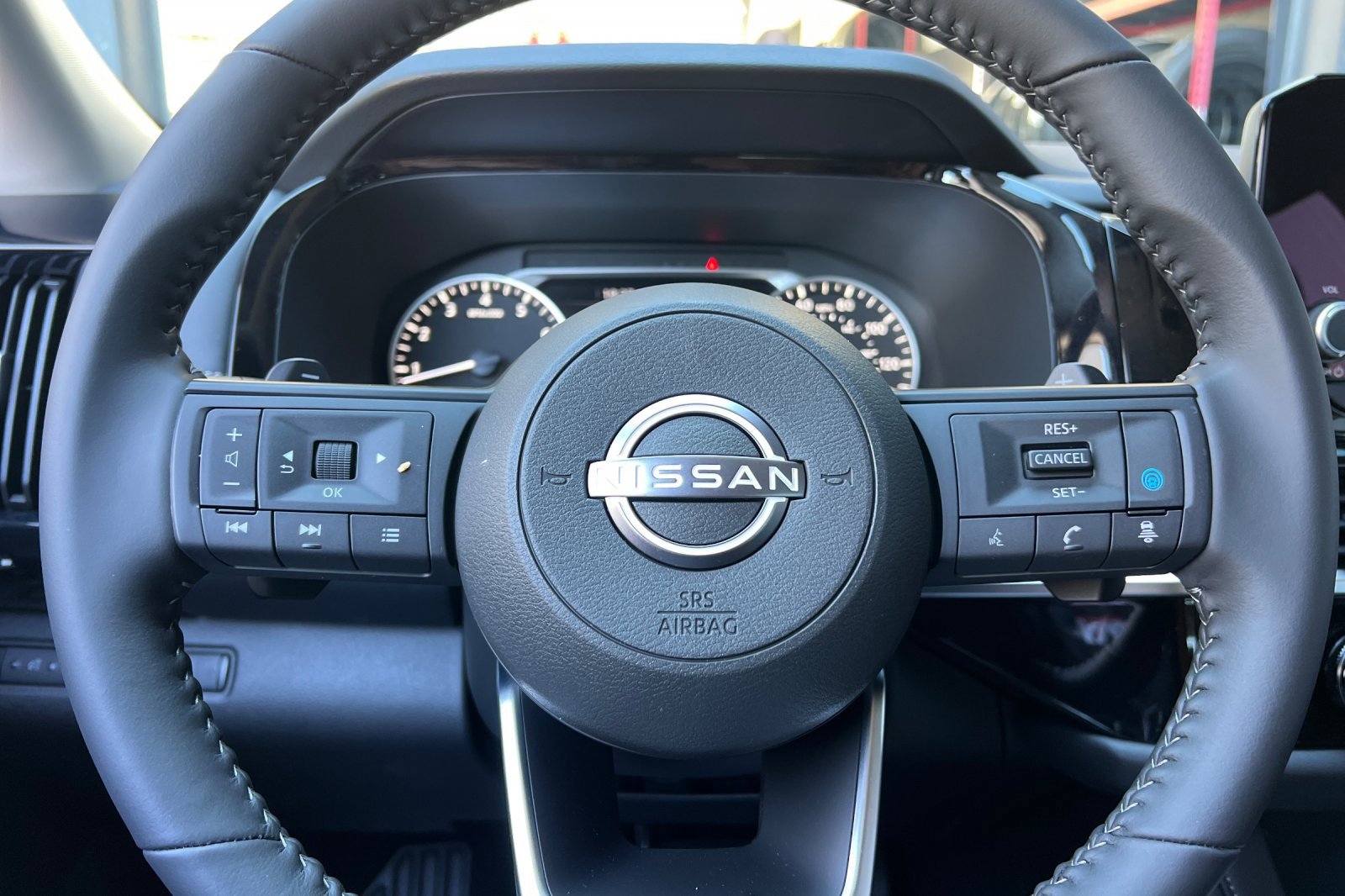 New 2025 Nissan Pathfinder SV w/ Cargo Package image 27