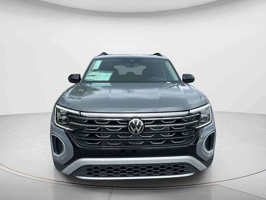 New 2026 Volkswagen Atlas Peak Edition image 8