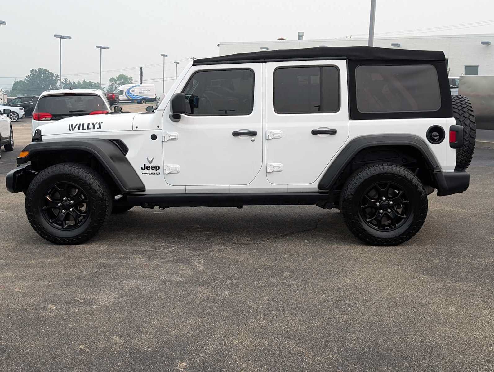Used 2022 Jeep Wrangler Unlimited Sport AWD/4WD image 12
