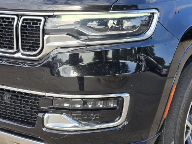Certified 2024 Jeep Wagoneer Series III AWD/4WD image 8