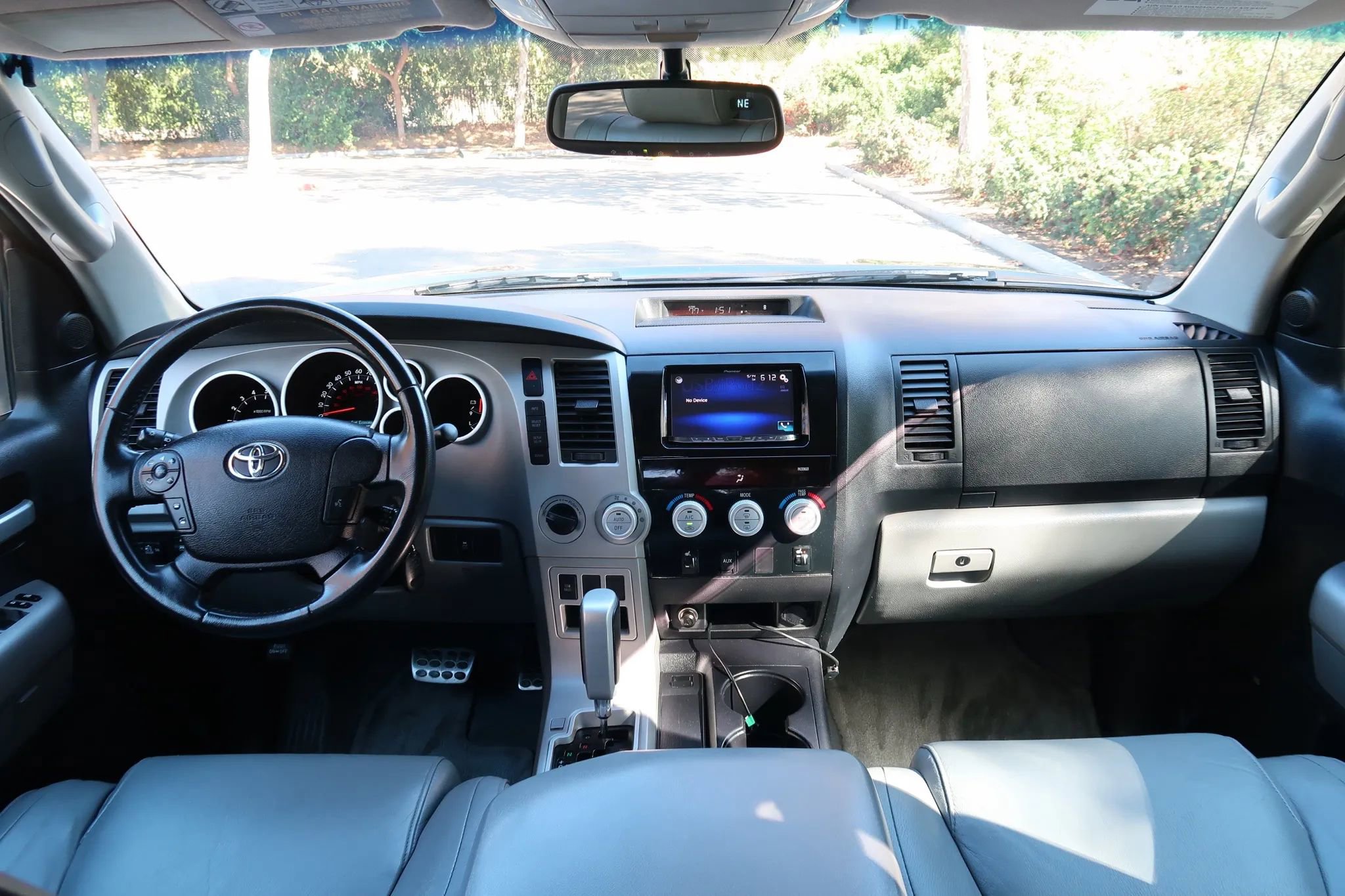 Used 2007 Toyota Tundra Limited image 26