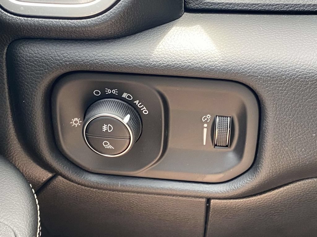 New 2026 RAM 2500 Big Horn AWD/4WD image 57
