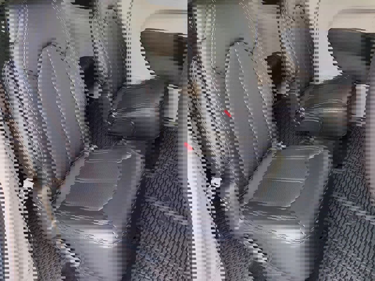 Used 2024 Chrysler Pacifica Touring-L w/ Road Tripper Package image 22