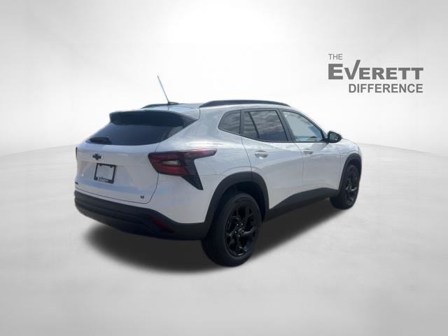 New 2026 Chevrolet Trax LT w/ Midnight Edition FWD image 7