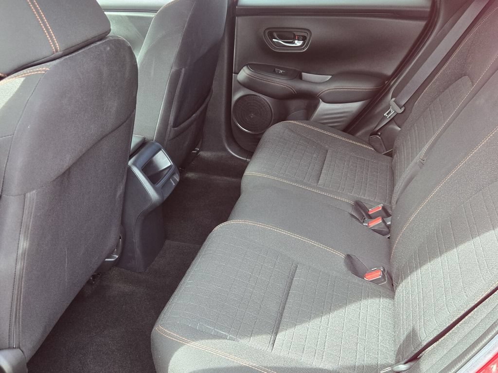 Certified 2025 Honda HR-V Sport image 9