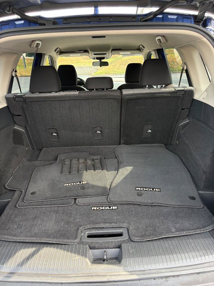 Used 2021 Nissan Rogue S FWD image 19