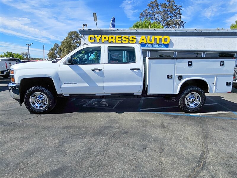 Used 2016 Chevrolet Silverado 2500 W/T AWD/4WD image 2