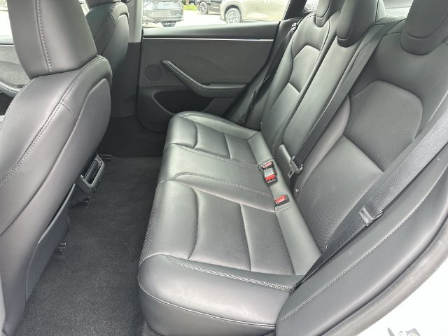 Used 2025 Tesla Model 3 Long Range RWD image 23