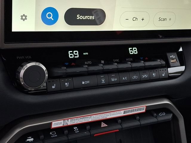 New 2026 Toyota Tundra Platinum image 16