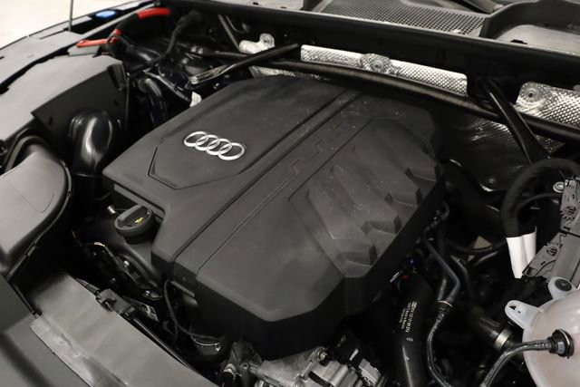 Used 2022 Audi Q5 2.0T Premium image 11