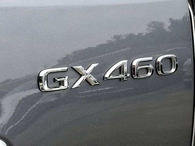Used 2023 Lexus GX 460 Luxury w/ Sport Design Package AWD/4WD image 30
