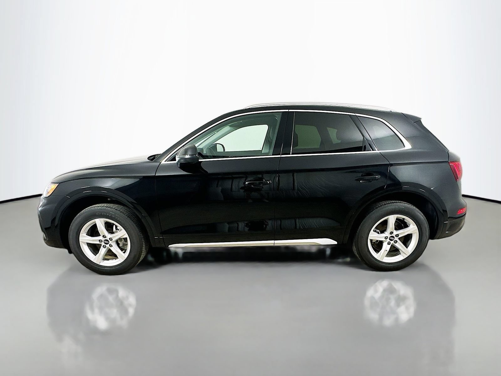 Used 2023 Audi Q5 2.0T Premium w/ Convenience Package AWD/4WD image 8