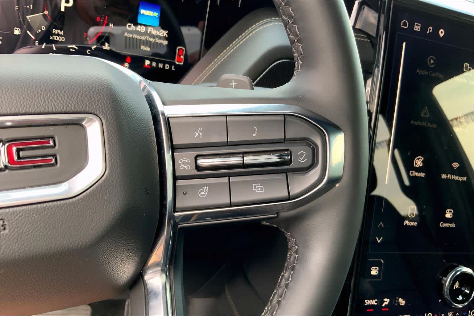 Used 2025 GMC Yukon Elevation AWD/4WD image 22
