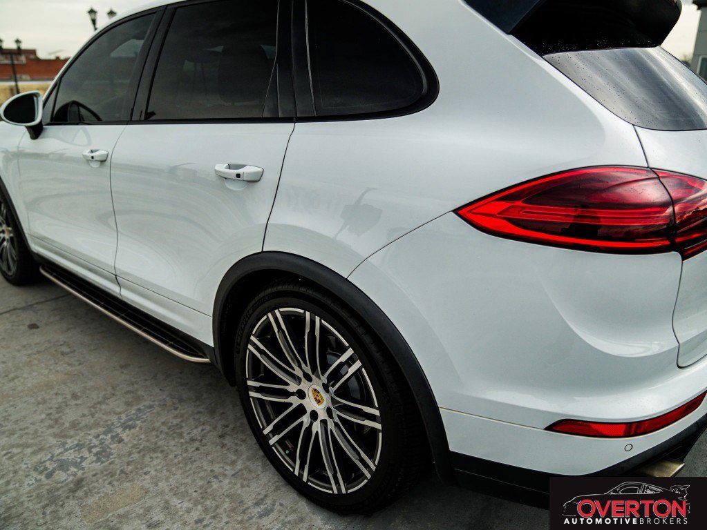 Used 2015 Porsche Cayenne S image 44