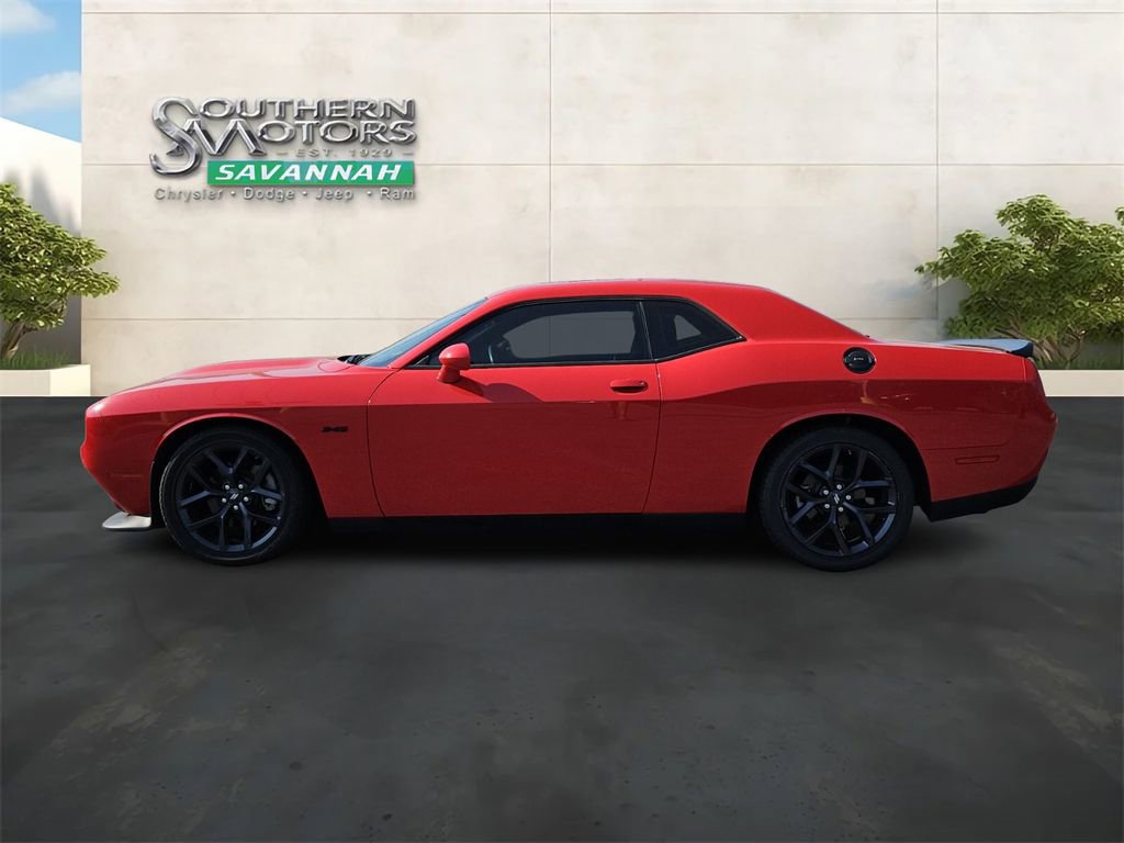 Used 2023 Dodge Challenger R/T w/ Blacktop Package RWD image 2