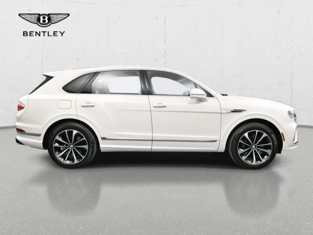 Certified 2023 Bentley Bentayga Plug-In Hybrid AWD/4WD image 5