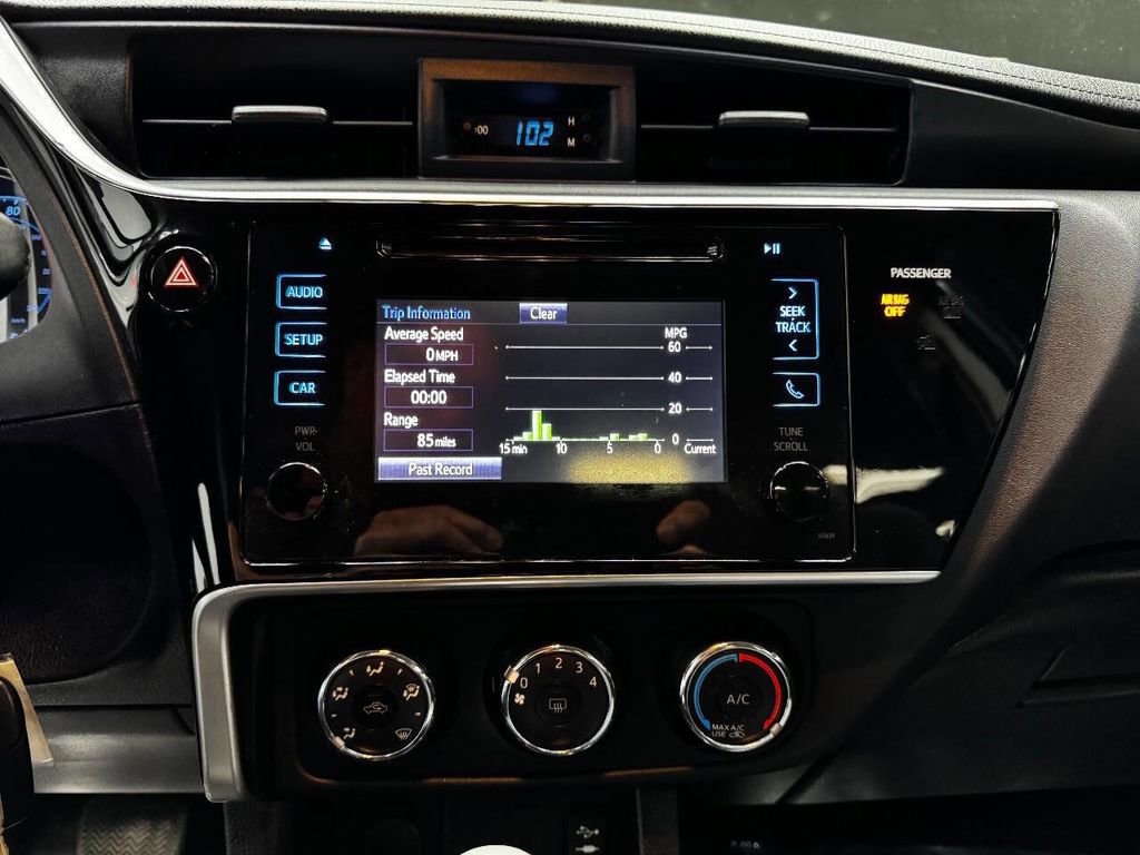 Used 2017 Toyota Corolla L FWD image 24