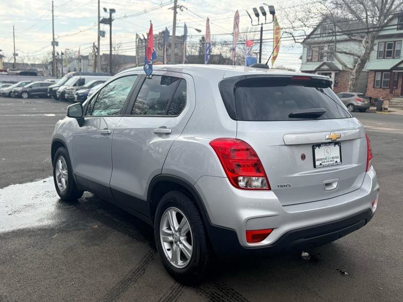 Used 2019 Chevrolet Trax LS w/ Tint and Cruise Package image 8