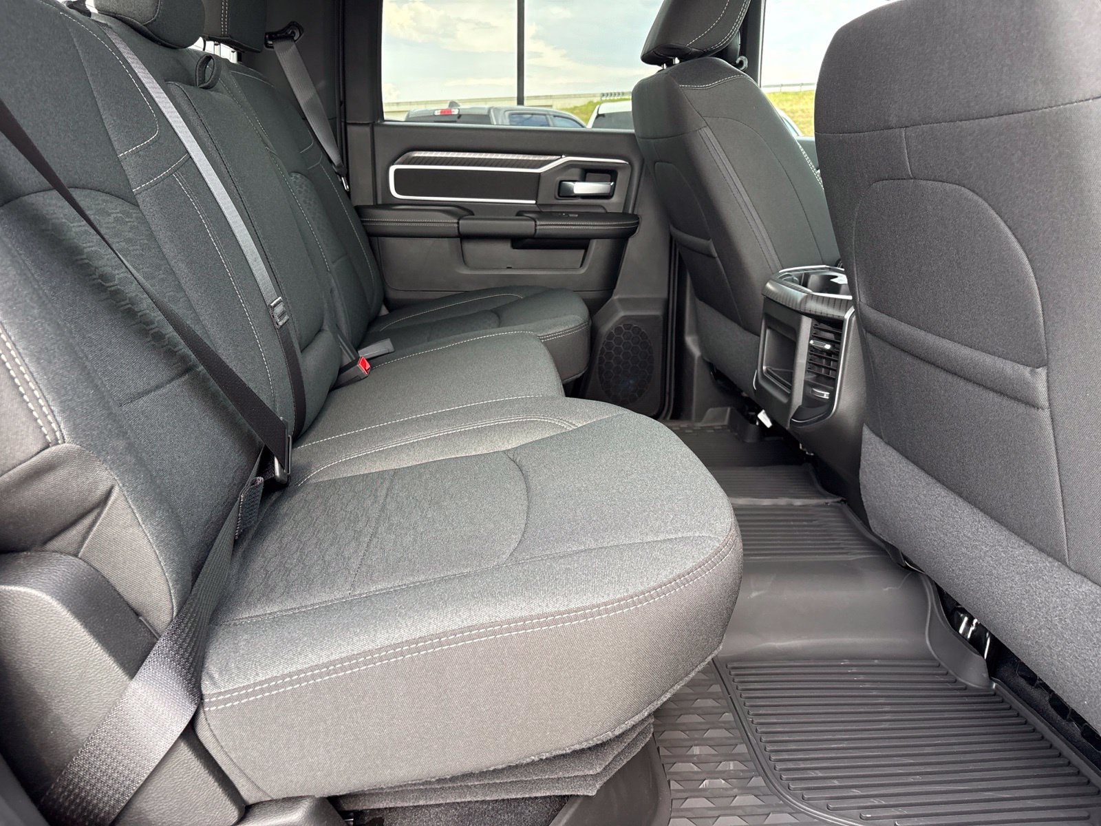 New 2027 RAM 3500 Lone Star AWD/4WD image 15