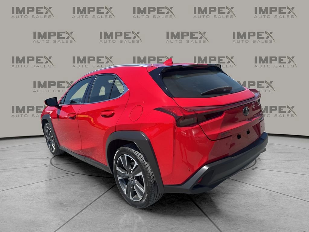 Used 2019 Lexus UX 200 w/ Premium Package image 3