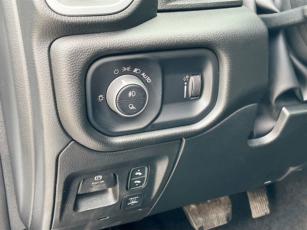 Used 2025 RAM 1500 Big Horn AWD/4WD image 10