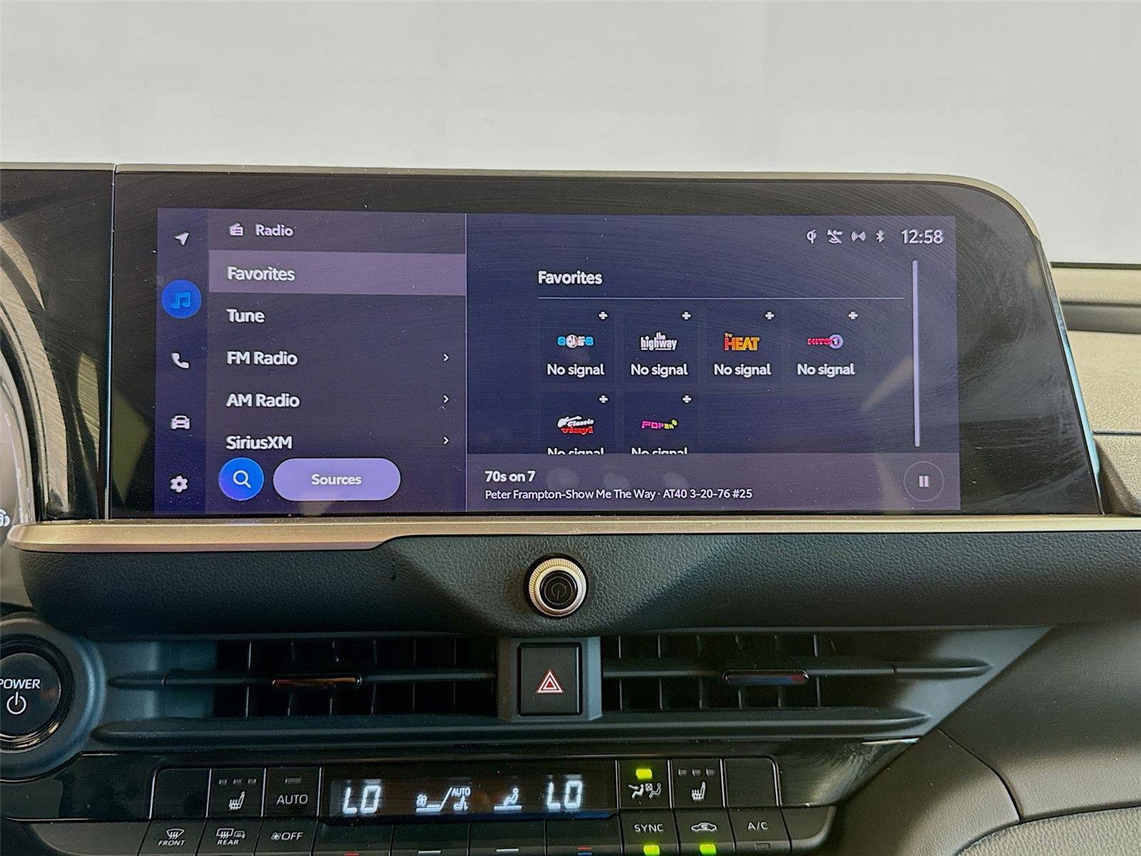 Used 2023 Toyota Crown XLE image 21