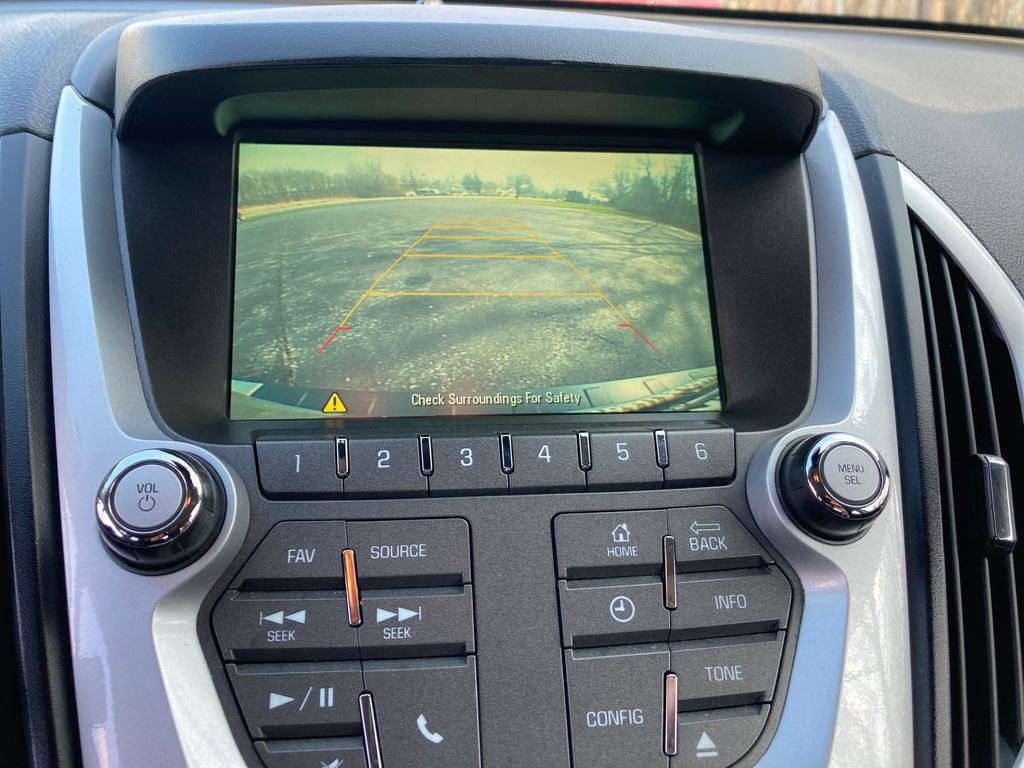 Used 2015 GMC Terrain SLE image 28