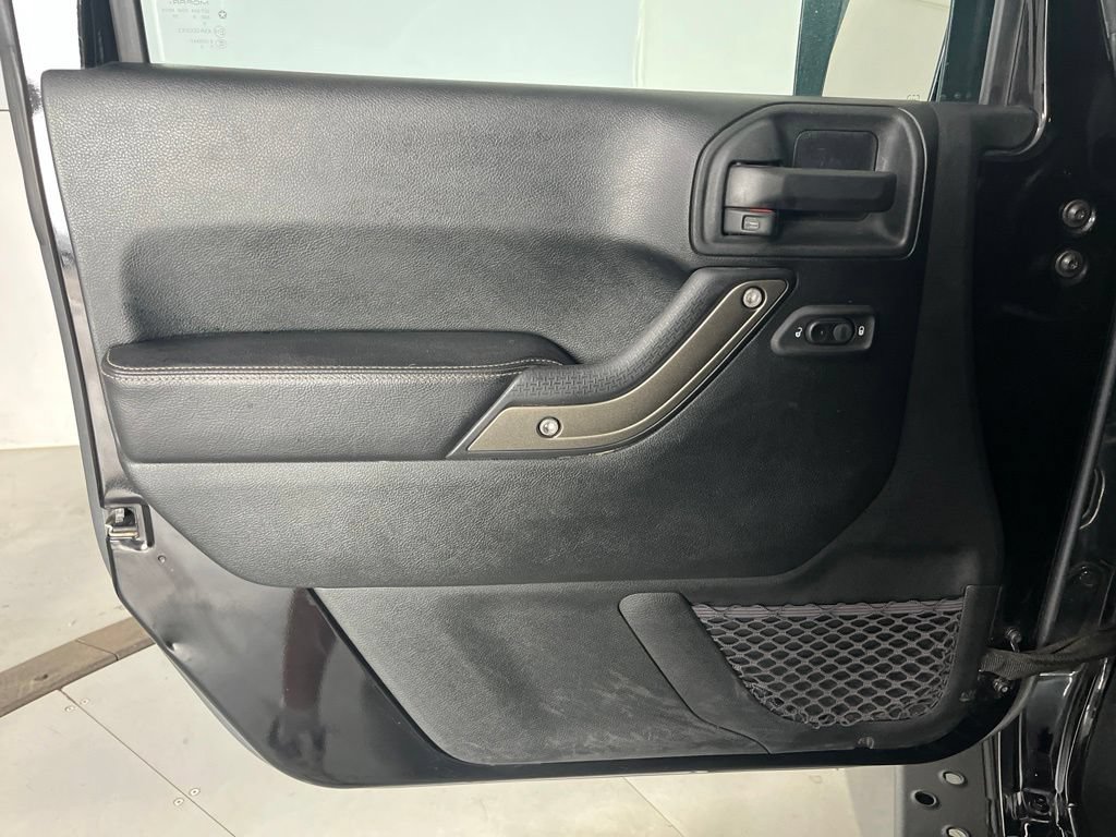 Used 2018 Jeep Wrangler Unlimited Sport AWD/4WD image 26