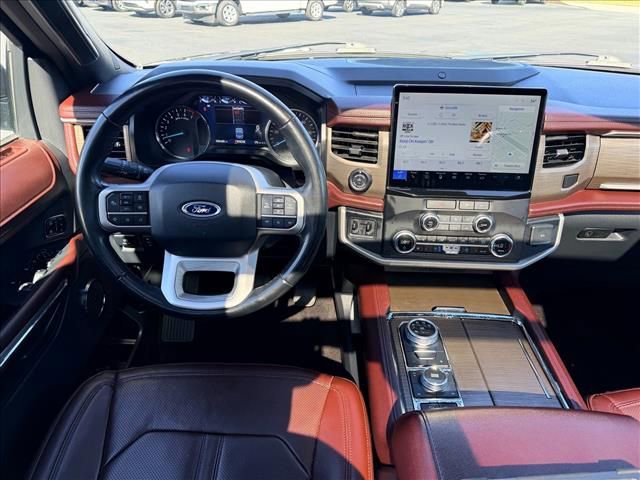 Used 2023 Ford Expedition Max Limited image 12