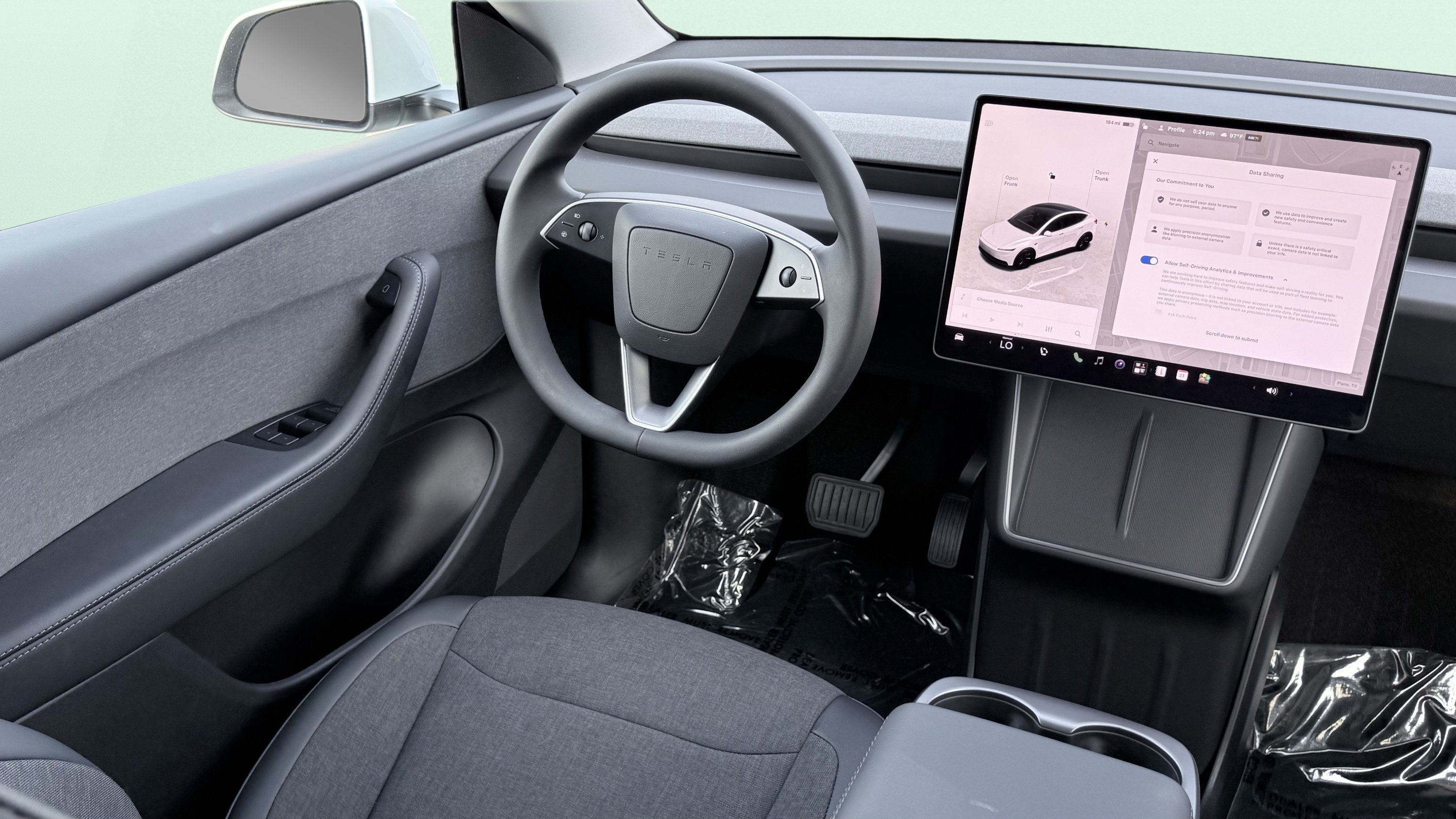 Used 2026 Tesla Model Y 2WD image 43