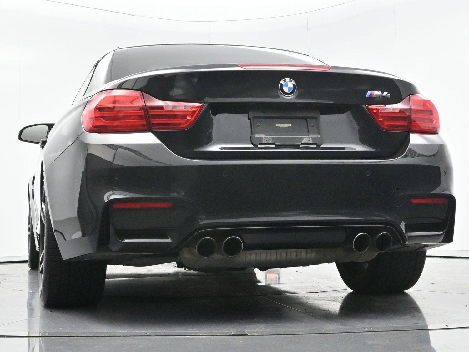 Used 2015 BMW M4 Convertible RWD image 48