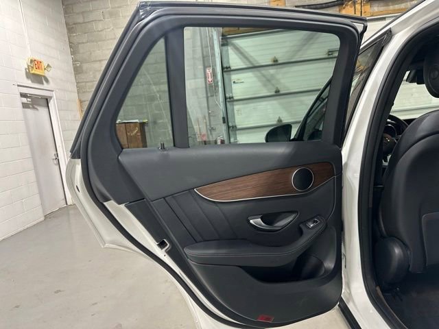 Certified 2022 Mercedes-Benz GLC 300 4MATIC image 12