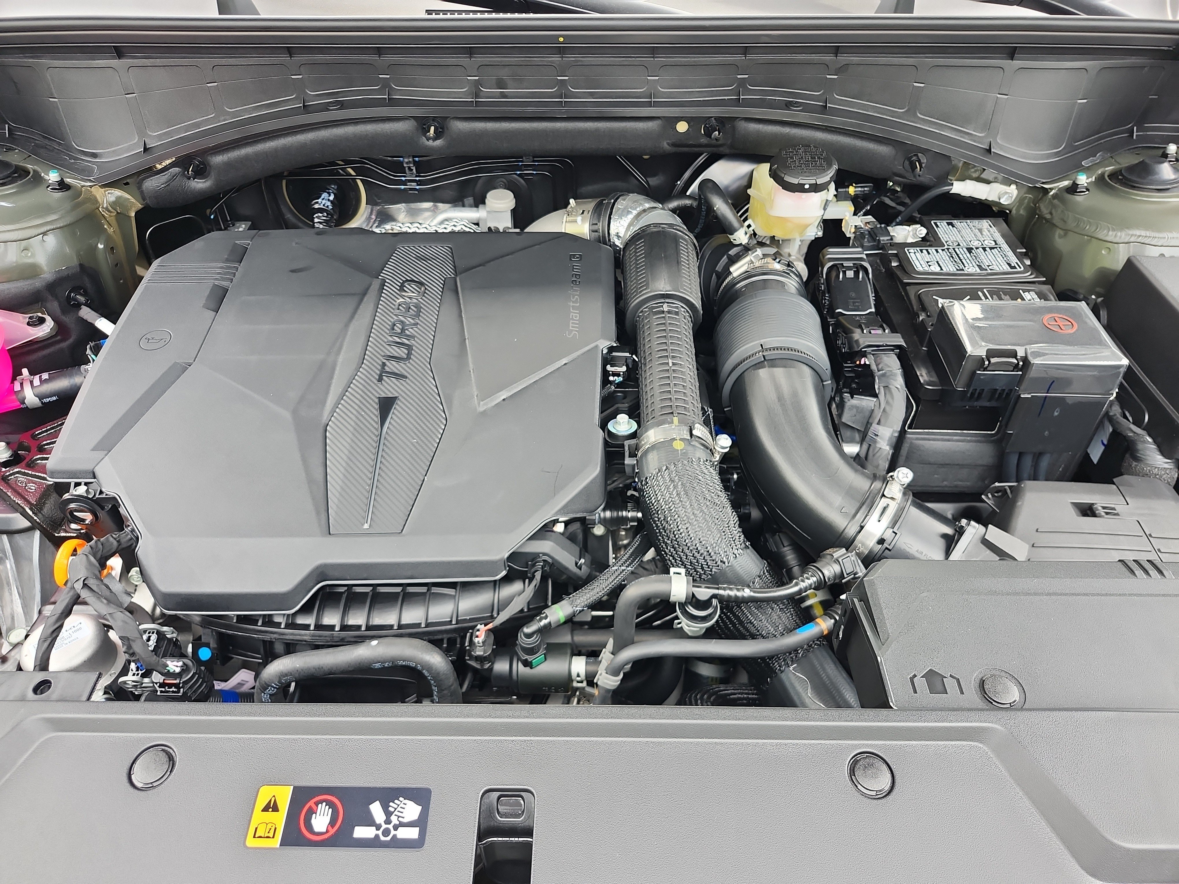 New 2026 Hyundai Santa Fe Limited FWD image 21
