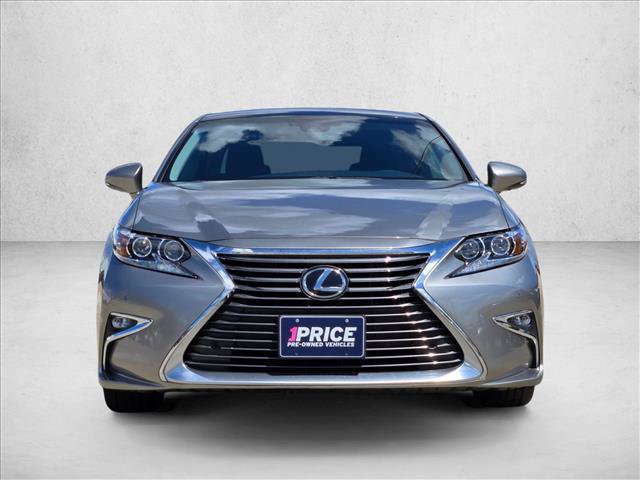 Used 2018 Lexus ES 350 w/ Ultra Luxury Package FWD image 2