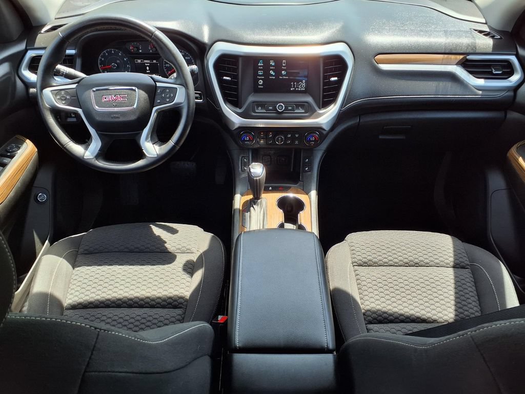 Used 2017 GMC Acadia SLE w/ Driver Alert Package I AWD/4WD image 9