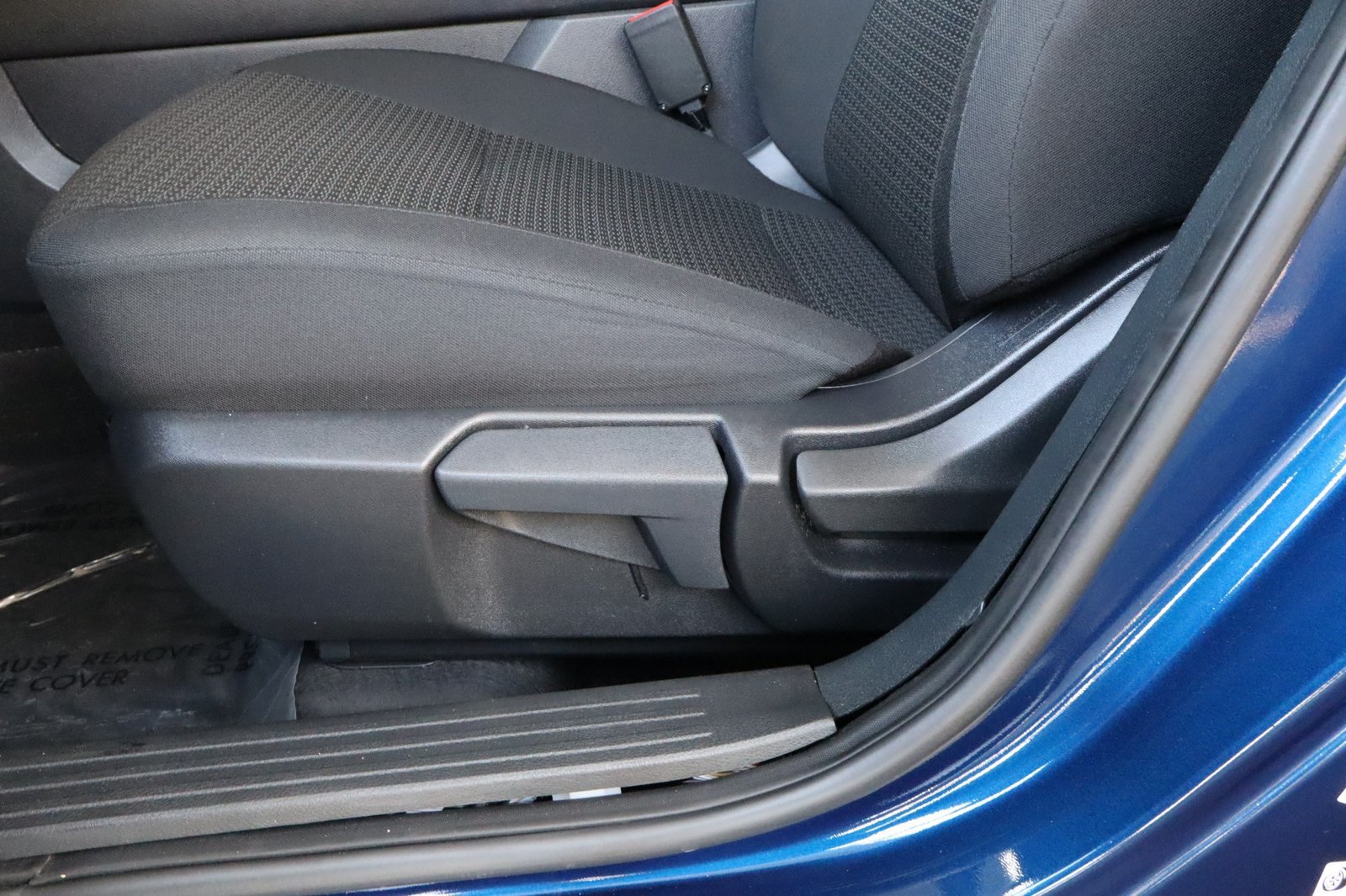 Used 2025 Nissan Kicks S FWD image 22