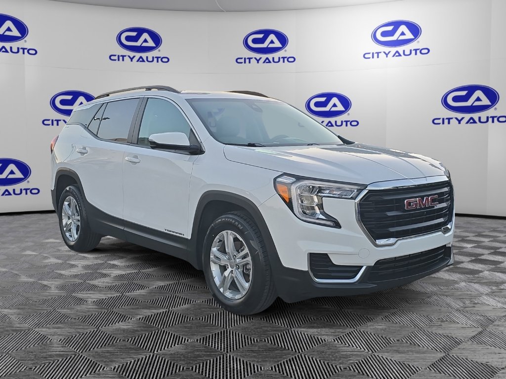 Used 2023 GMC Terrain SLE w/ Driver Convenience Package