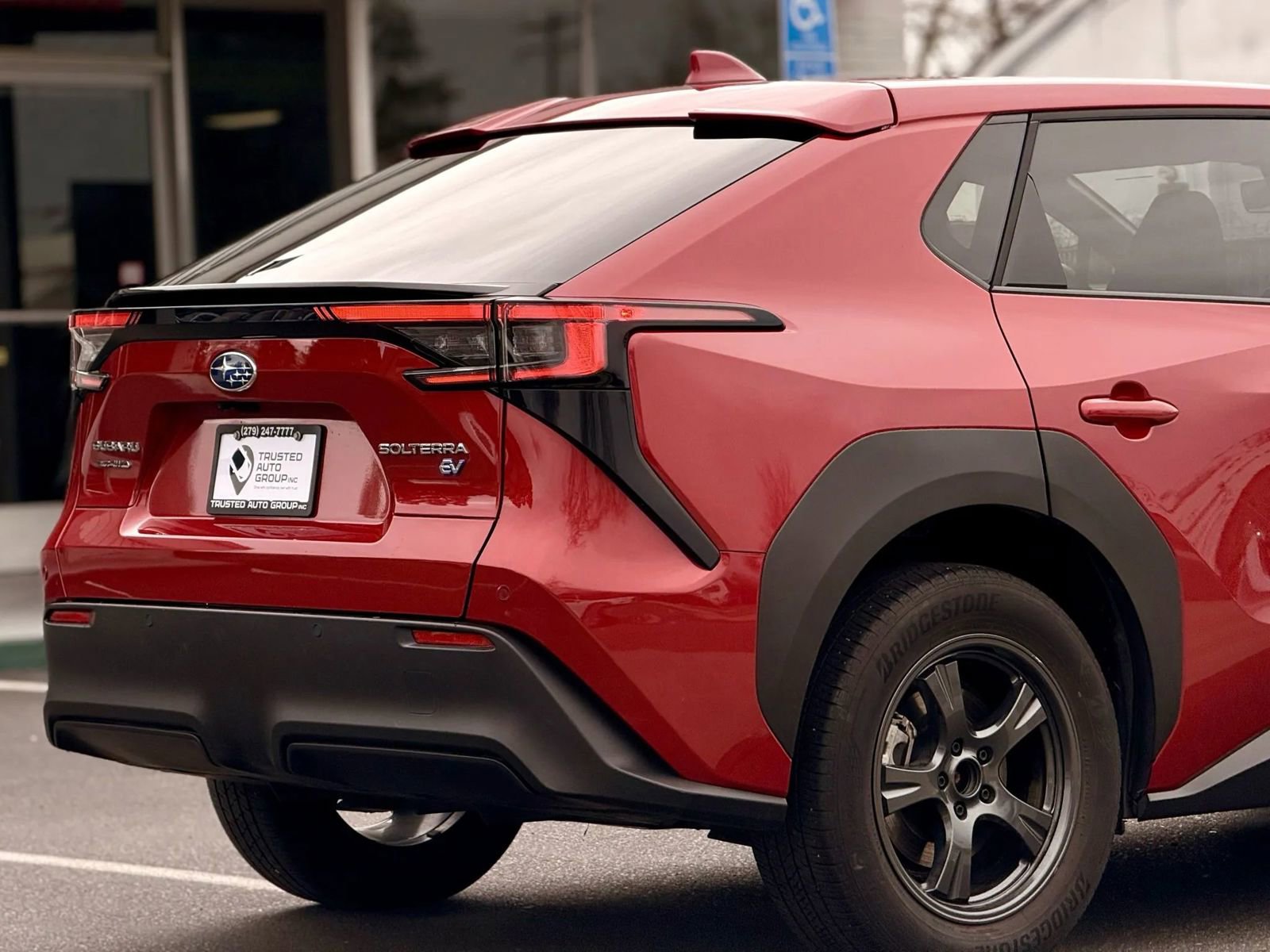 Used 2023 Subaru Solterra AWD image 9