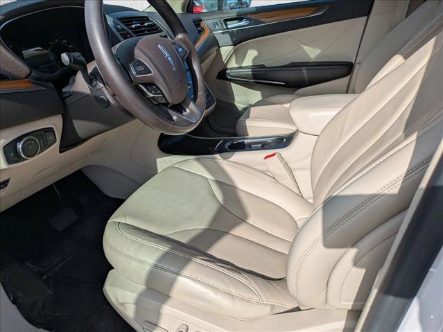 Used 2017 Lincoln MKC Select w/ Select Plus Package image 15