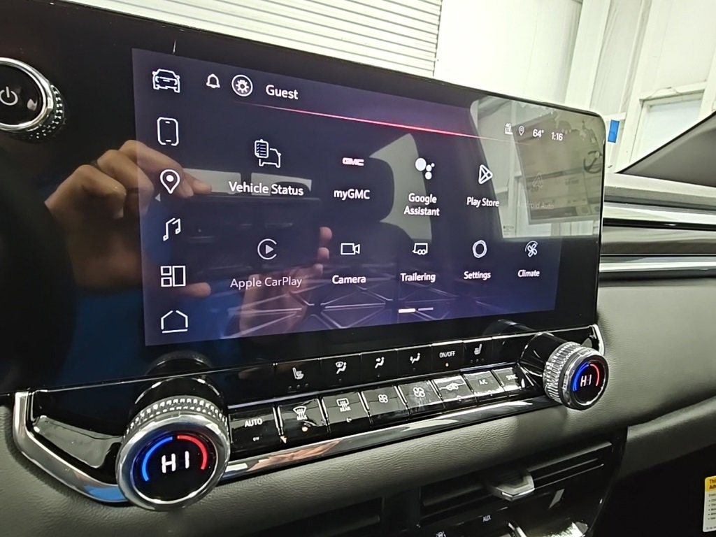 New 2026 GMC Canyon Elevation w/ Convenience Package image 13