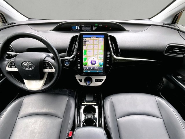 Used 2017 Toyota Prius Prime Premium FWD image 16