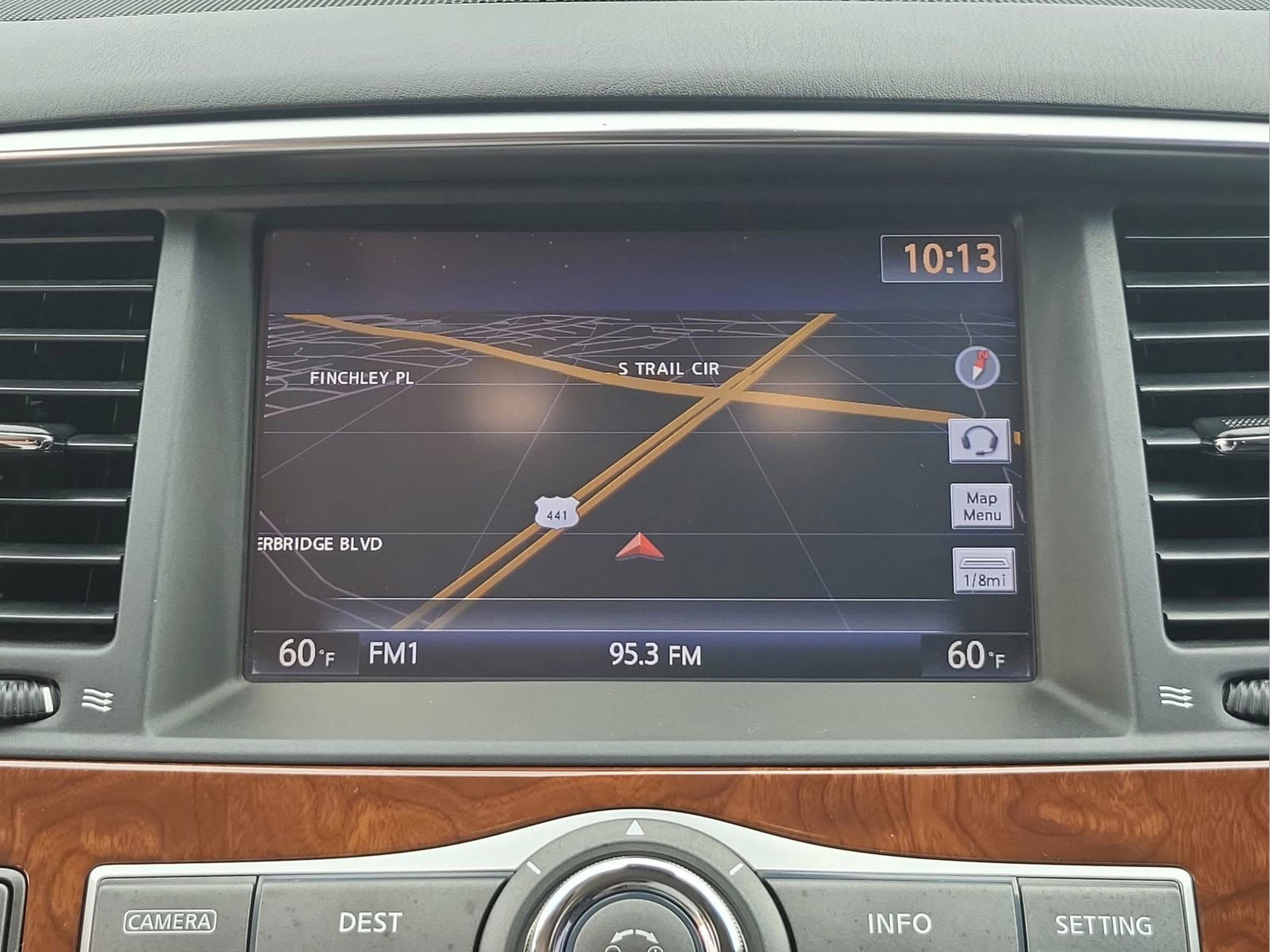 Used 2015 INFINITI QX80 4WD w/ Deluxe Technology Package image 25