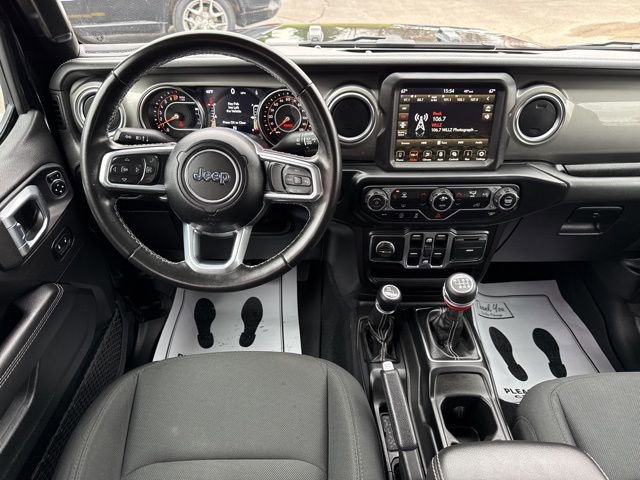 Certified 2022 Jeep Gladiator Overland AWD/4WD image 9