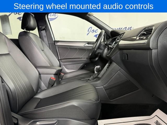Used 2023 Volkswagen Tiguan SE R-Line FWD image 17