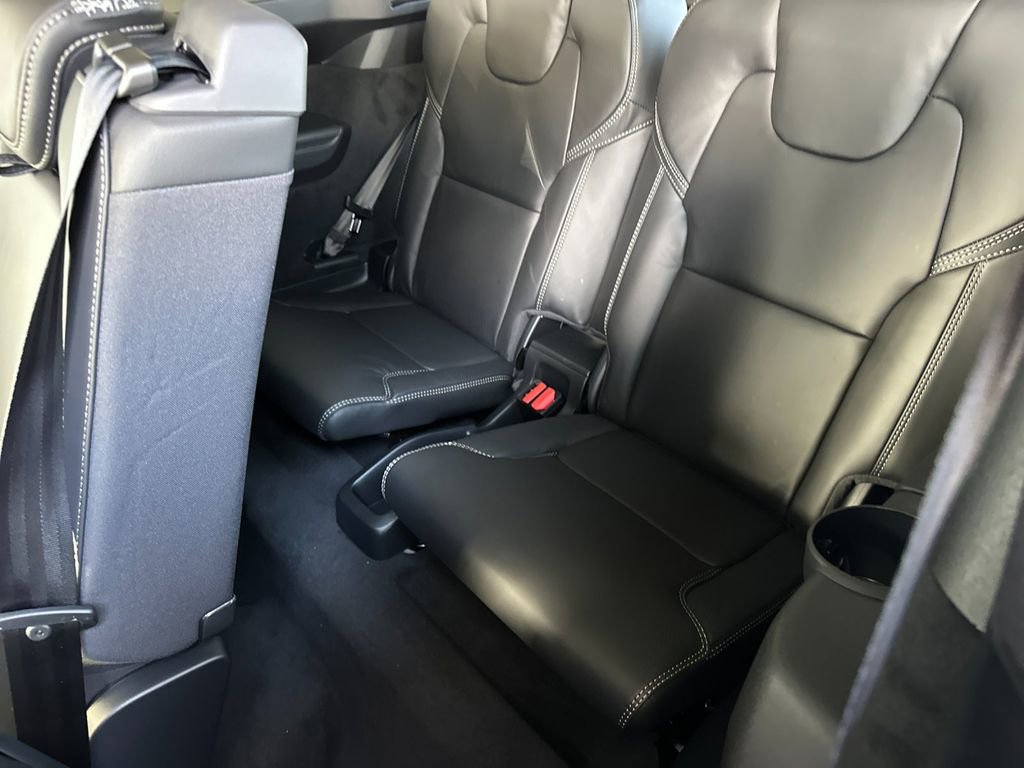 New 2026 Volvo XC90 B6 Ultra image 14