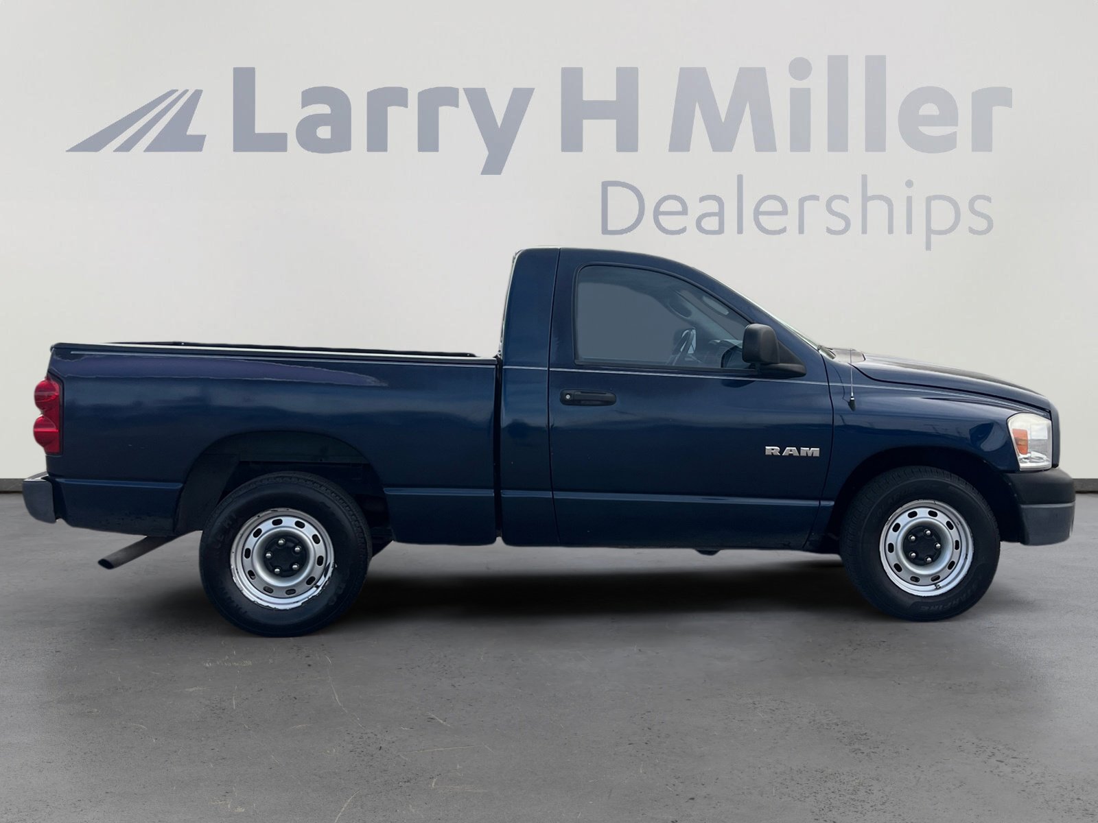 Used 2008 Dodge Ram 1500 Truck ST w/ Popular Equipment Group RWD image 6