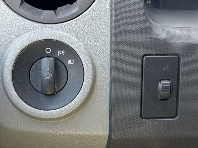 Used 2013 Ford E-250 and Econoline 250 w/ Commercial Cargo Van Pkg RWD image 15