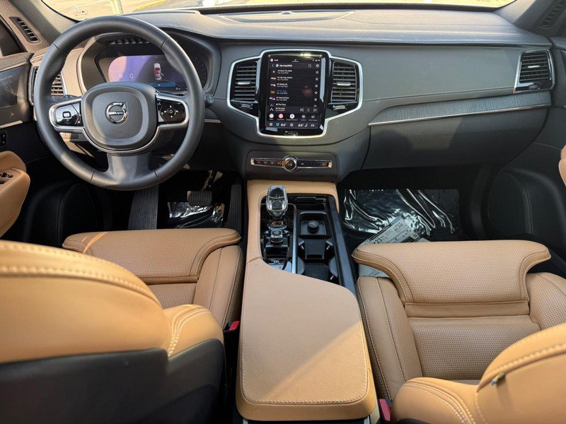 Used 2024 Volvo XC90 B6 Ultimate w/ Protection Package AWD/4WD image 13
